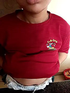 Divya3107 online show from 05-26-26, 01:15