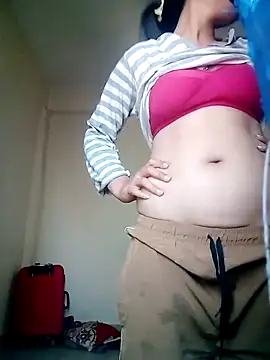 Divya3107 online show from 04-19-26, 08:59