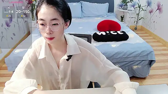 Snapshot of mila-baby-99 chatting on 04-26-26, 07:16 mila-baby-99 online show from 04-26-26, 07:16