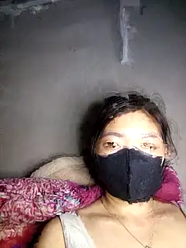 Bling-pusy online show from 04-18-26, 01:13