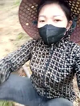 Bling-pusy online show from 03-28-26, 10:16