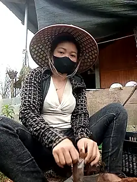 Bling-pusy online show from 03-21-26, 05:52