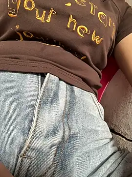 July-lovee online show from 05-31-26, 07:03