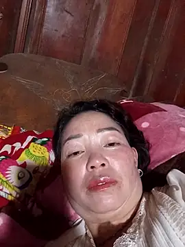 Yellow-pink online show from 03-17-26, 11:30