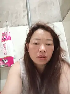Yellow-pink online show from 07-14-26, 10:49