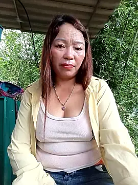 Yellow-pink online show from 06-14-26, 02:24