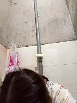 Yellow-pink online show from 04-11-26, 10:13