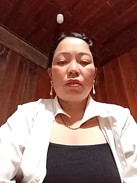 Yellow-pink online show from 03-12-26, 02:10