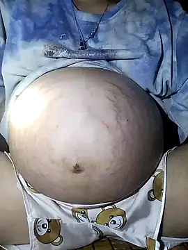 Snapshot of qczb1012 chatting on 04-13-26, 12:36 qczb1012 online show from 04-13-26, 12:36