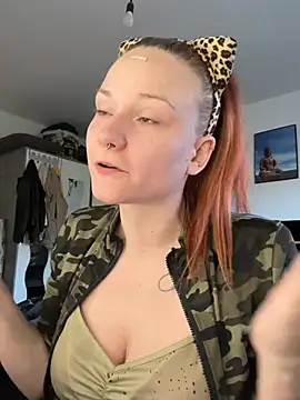 Fiebie licious  online show from 04-15-26, 04:51