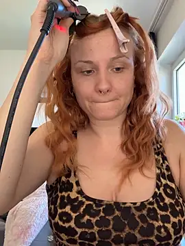 Fiebie licious  online show from 04-21-26, 09:16