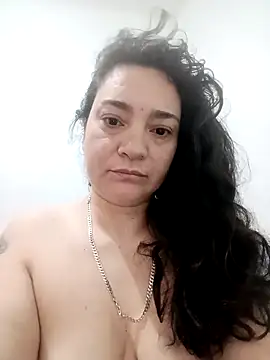 SiennaBloomhot online show from 05-07-26, 10:24