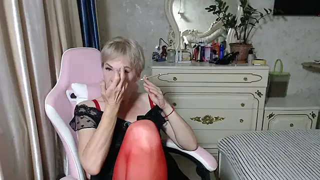 Sweet Lena7 online show from 05-16-26, 08:41