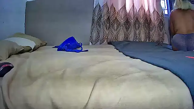 DirtyMelo online show from 04-11-26, 07:56