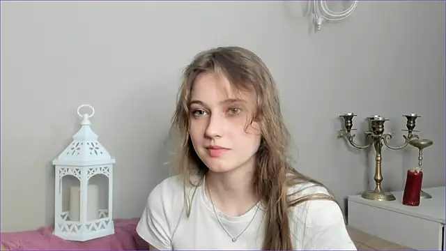 RubieHeiser online show from 04-15-26, 06:12