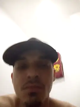 Snapshot of Chachiboo chatting on 03-25-26, 11:31 Chachiboo online show from 03-25-26, 11:31