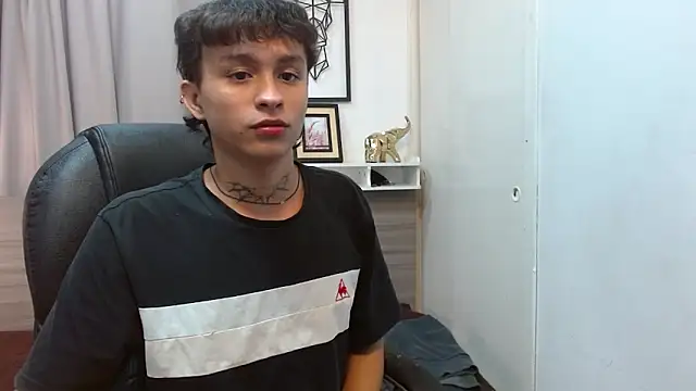 YuanDelux online show from 03-08-26, 03:15