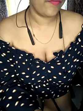 sunny-nikk online show from 03-25-26, 10:58