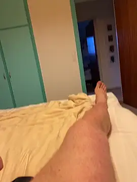 Snapshot of H31H31 chatting on 03-20-26, 05:47 H31H31 online show from 03-20-26, 05:47