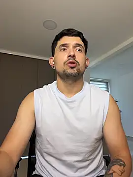 TroyeSavage online show from 03-20-26, 11:44