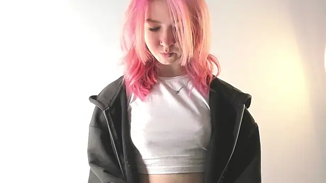 August female online show from 04-22-26, 10:22