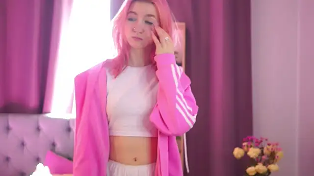 August female online show from 04-27-26, 10:02