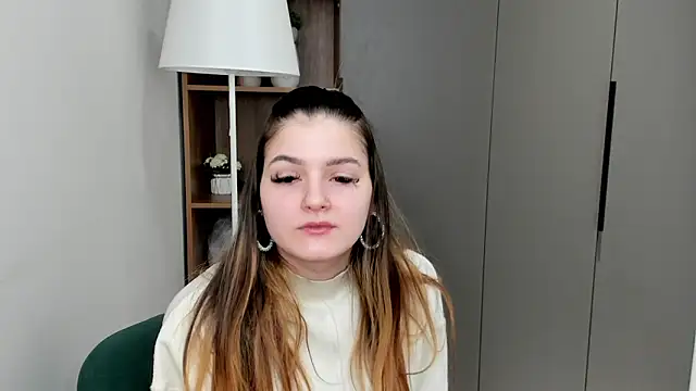 Snapshot of MaricelaVenturino chatting on 03-15-26, 07:37 MaricelaVenturino online show from 03-15-26, 07:37