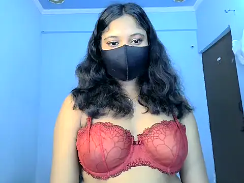 KASHISH SINGH  online show from 06-02-26, 05:40