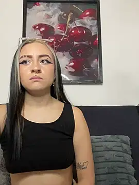 melodygirl2   online show from 03-18-26, 07:37