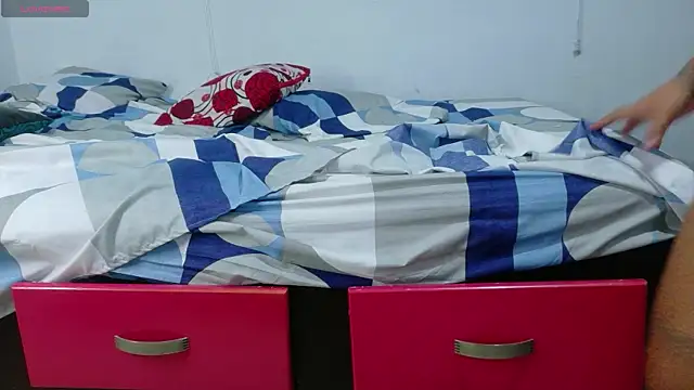 sexysofiaaa online show from 03-08-26, 10:13