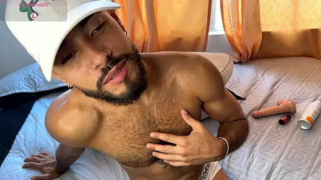 Mateobaer  online show from 04-22-26, 04:25