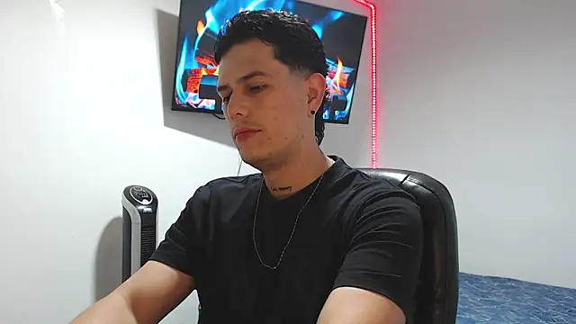 JUAN CAMILOXXX online show from 04-23-26, 02:29