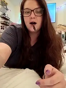 Sluttynoel online show from 04-12-26, 01:09