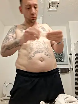 Brandon23xxxgb online show from 04-24-26, 04:25