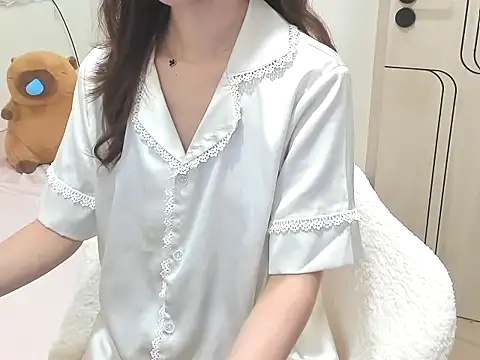 Camiilia online show from 06-11-26, 03:47