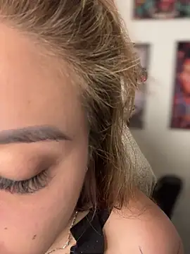 CarolQueen1  online show from 04-10-26, 12:34