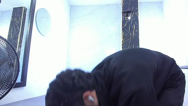 Valentin Lux online show from 04-05-26, 04:08