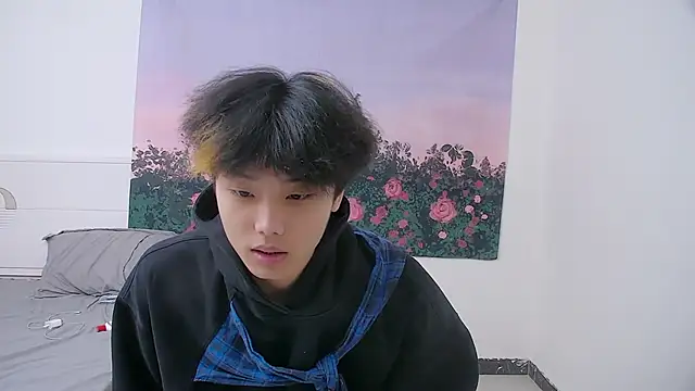 icecream-002 online show from 04-09-26, 11:27