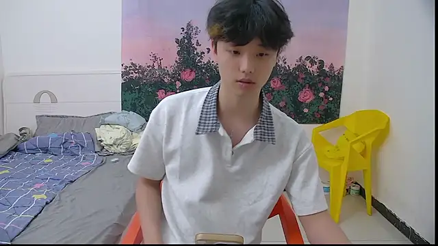 icecream-002 online show from 05-05-26, 11:57