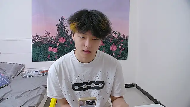 icecream-002 online show from 04-14-26, 01:16