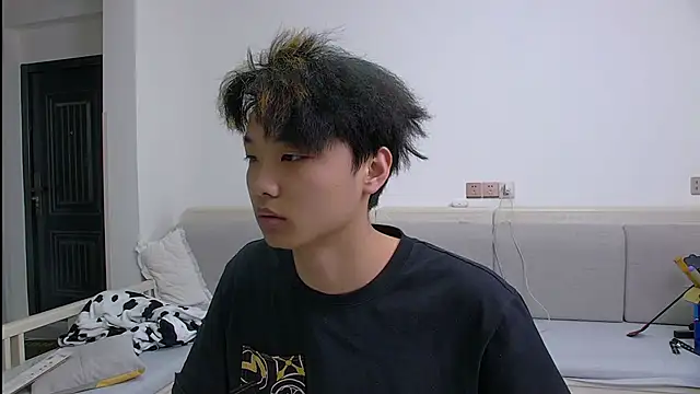 icecream-002 online show from 03-15-26, 07:04