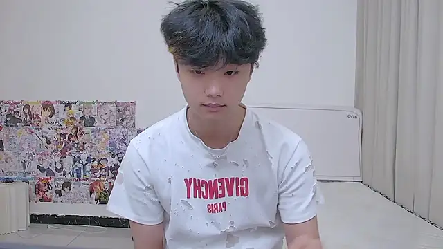 icecream-002 online show from 05-18-26, 01:05