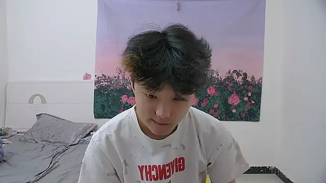 icecream-002 online show from 04-21-26, 11:50