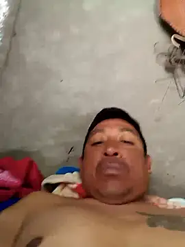 Snapshot of robert234789 chatting on 03-10-26, 04:00 robert234789 online show from 03-10-26, 04:00