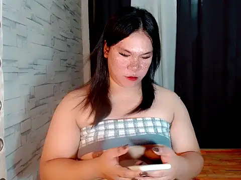 Snapshot of naughty_vies chatting on 04-10-26, 06:31 naughty vies online show from 04-10-26, 06:31