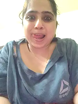 Snapshot of riyasingh9900 chatting on 03-10-26, 04:33 riyasingh9900 online show from 03-10-26, 04:33