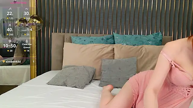 SophieFinn online show from 03-27-26, 08:43