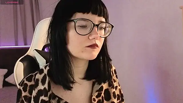 evelyn m00n online show from 03-25-26, 03:39