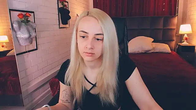 CarolMoor online show from 04-02-26, 09:16