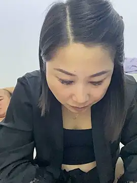 Snapshot of xiaoyi-10 chatting on 04-30-26, 04:58 xiaoyi-10 online show from 04-30-26, 04:58